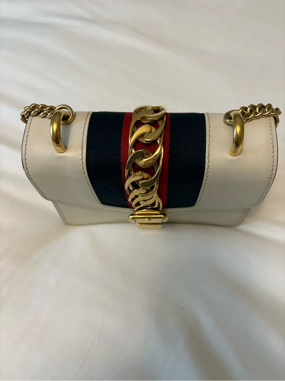 GUCCI Calfskin Mini Sylvie Chain
Shoulder Bag Dust Bag/COA New Condition - Picture 8 of 11